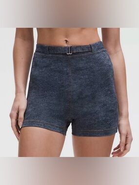 NWT Lululemon shorts